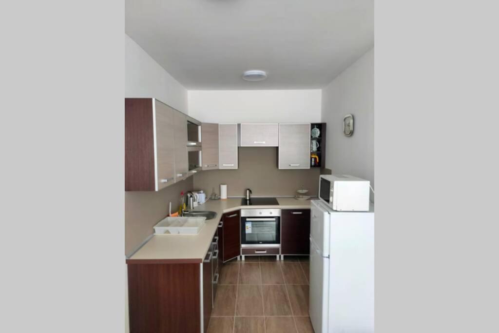 Plaza Apartman - City Center, Free Parking, Free Wifi デブレツェン エクステリア 写真